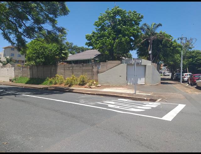 5 BEDROOM FREEHOLD RENTED IN MORNINGSIDE